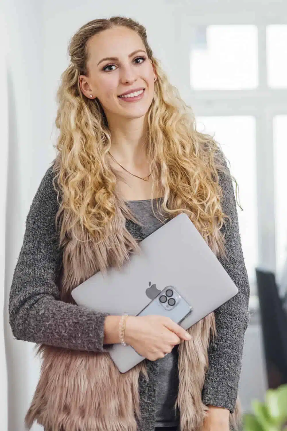 Sophie – Creator Relations Managerin bei UGC-VZ